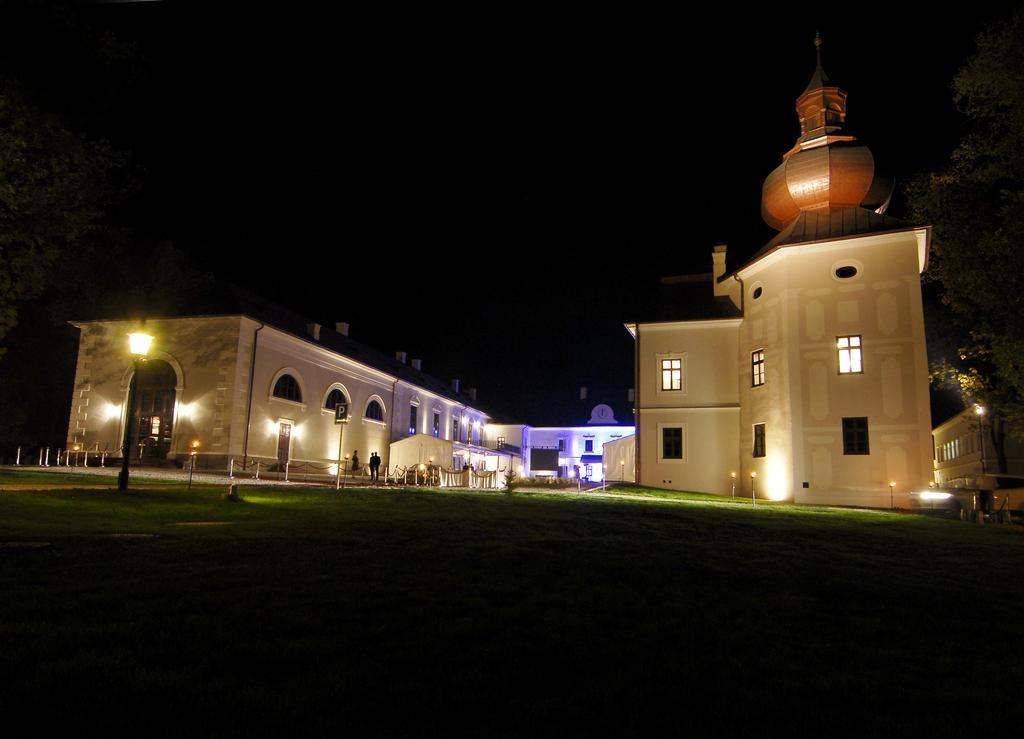 Chateau Appony المظهر الخارجي الصورة
