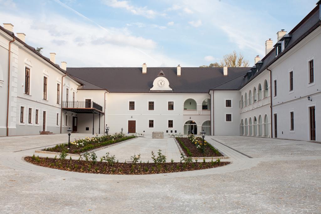 Chateau Appony المظهر الخارجي الصورة